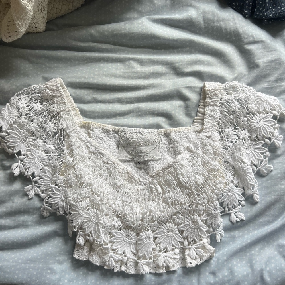 Elegant White Lace Women's Top